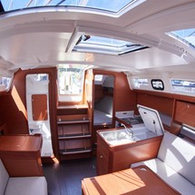Dufour 360