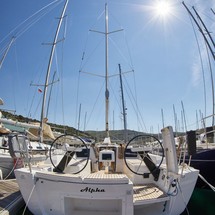 Dufour 360