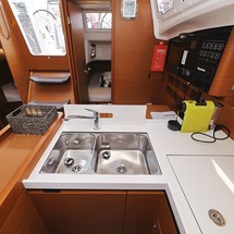 Jeanneau Sun Odyssey 410