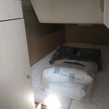 Beneteau Oceanis 38.1