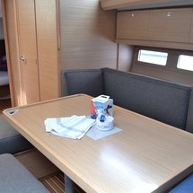 Dufour 412