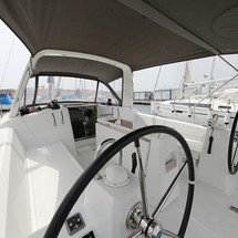 Beneteau Oceanis 38
