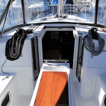 Beneteau Oceanis 38