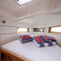 Beneteau Oceanis 38