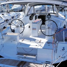 Beneteau Oceanis 38
