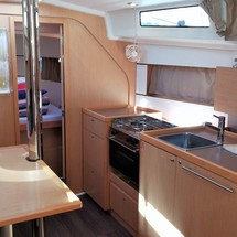 Beneteau Oceanis 38
