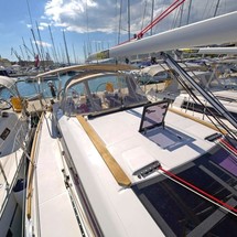 Dufour 412