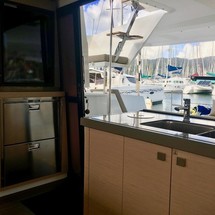 Fountaine Pajot Lucia 40