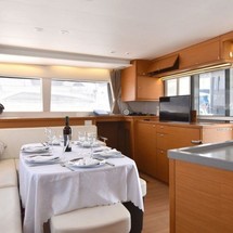 Lagoon 450 F