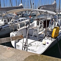 Beneteau First 35