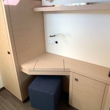 Fountaine Pajot Lucia 40