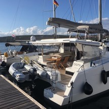 Fountaine Pajot Lucia 40