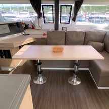 Fountaine Pajot Lucia 40