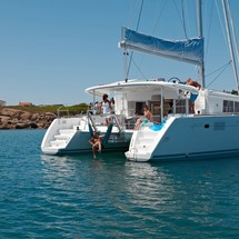 Lagoon 450 F