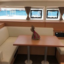Lagoon 400 S2