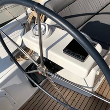 Dufour 390