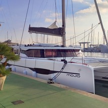 Fountaine Pajot Astréa 42