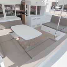 Lagoon 450 F