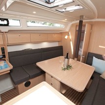 Bavaria CRUISER 34