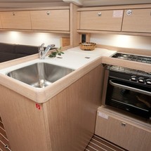 Bavaria CRUISER 34