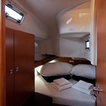 Bavaria CRUISER 34