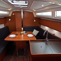 Bavaria CRUISER 34