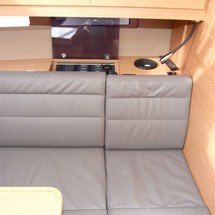 Dufour 382