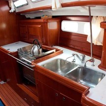 Beneteau Oceanis Clipper 423