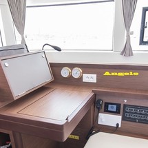 Lagoon 40