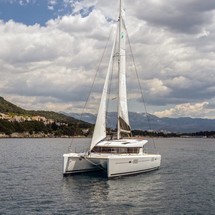 Lagoon 39