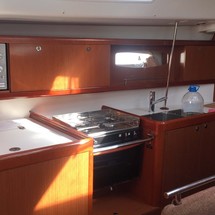 Beneteau Oceanis 43