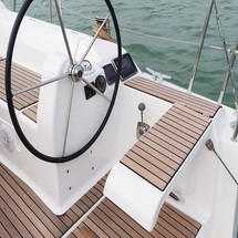 Dufour 382