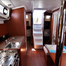 Beneteau Oceanis 38