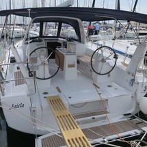 Beneteau Oceanis 38