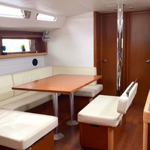Beneteau Oceanis 48