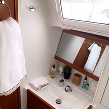 Beneteau Oceanis 48