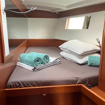 Beneteau Oceanis 48