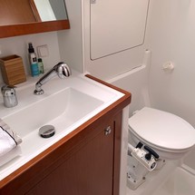 Beneteau Oceanis 48