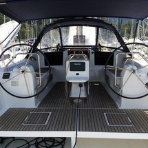 Dufour 410