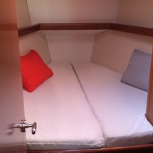 Beneteau Oceanis 43