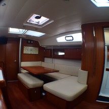 Beneteau Oceanis 40