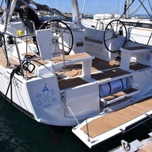Beneteau Oceanis 38