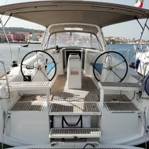Beneteau Oceanis 38