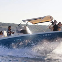 Invictus 240 FX