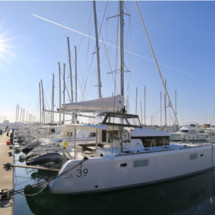 Lagoon 39