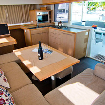 Lagoon 400