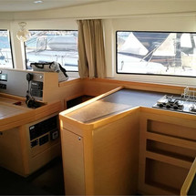 Lagoon 42