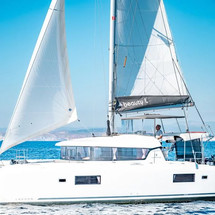 Lagoon 42