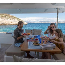 Fountaine Pajot Astrea 42