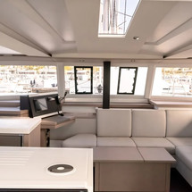 Fountaine Pajot Astrea 42